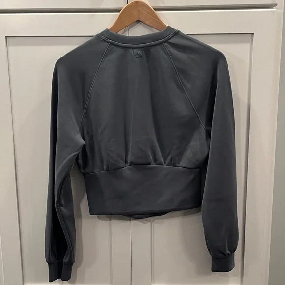 Worn 1x Victorias Secret VSX Featherweight Corset Crewneck Womns Gray Sweatshirt - Picture 3 of 5